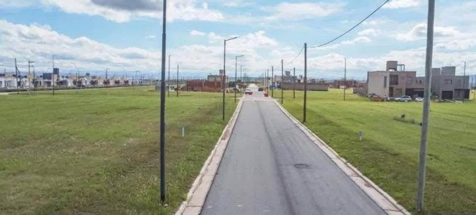 TERRENOS EN BARRIO "PUEBLO NUEVO" - EN VILLA NUEVA